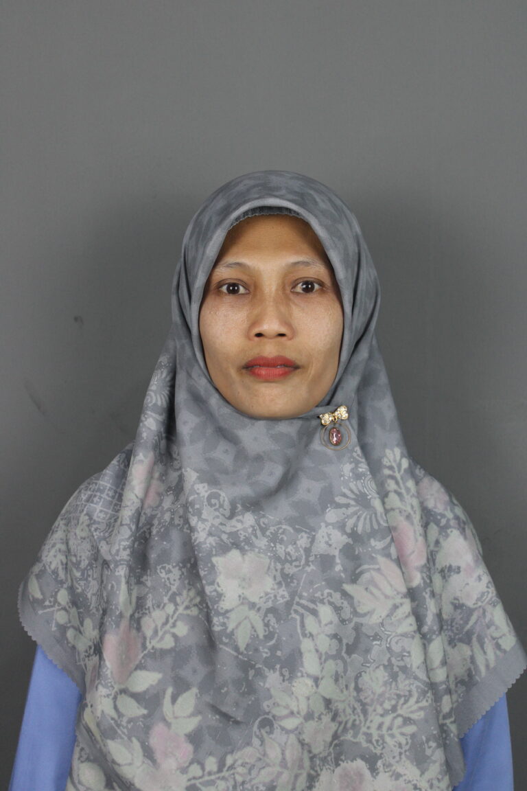 Yulis Suprapti, S.Pd.